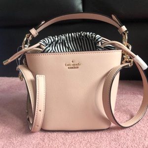 NWT- Kate Spade bucket bag